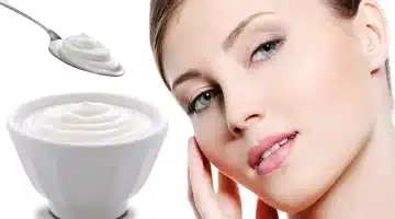 احصلي على بشرة متألقة مع ماسك النشا وماء الورد 1