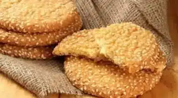 بسكويت السمسم الذهبي. قرمشة رائعة في 10 دقائق فقط 3