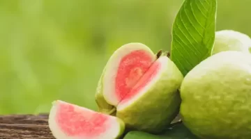 خطر حياتك علامات تحذيرية تكشف تلوث الجوافة بمبيدات مسرطنة 1