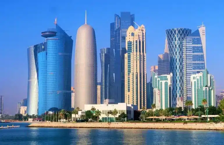 قطر تعلن فتح باب التجنيس بصورة استثنائية للمقيمين من جنسيات