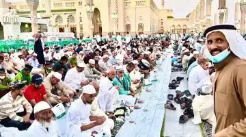 إفطار صائم في الحرم المكي 1446. جداول الصلاة، الأئمة، ومشاريع إفطار الصائم 2025
