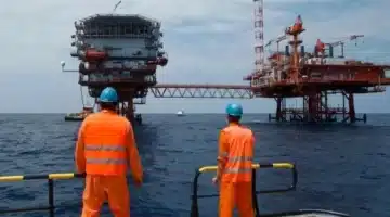 اكتشاف أكبر بحيرة نفط في العالم بهذة الدولة. ثروة تفوق السعودية والإمارات