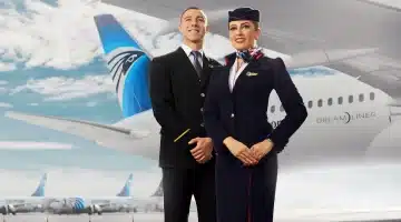 الخطوط الجوية الجديدة تكشف عن شروط التقديم والرواتب المحدثة لوظيفة مضيفة طيران في 1446 2025
