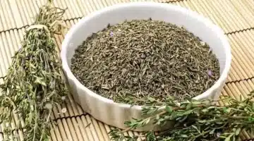الزعتر سر جمال بشرتك الطبيعي حتى بعد السبعين