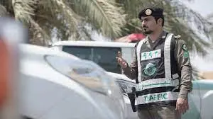 المرور السعودي يمنع إضافات الزجاج غير القانونية ويحدد الغرامات الجديدة