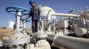 سوف تصبح أغنى من السعودية بـ100 مرة. دولة عربية تعلن اكتشاف أكبر بحيرة نفط في العالم