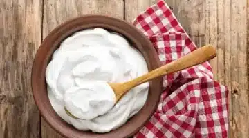طريقة تحضير الزبادي في المنزل بسهولة. السحور الصحي المثالي لشهر رمضان