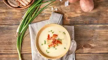 طريقة تحضير شوربة البطاطس الكريمية اللذيذة للإفطار في رمضان 2