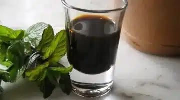 طريقة تحضير مشروب الخروب في المنزل بسهولة خلال رمضان