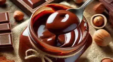 طريقة صوص شوكولاتة بنكهة البندق والنوتيلا بمكون سري يكشفه حلاوني دمياطي