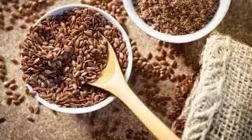 عشبة الجنة السرّي لمحو الشيخوخة خلطات سحرية بذور الكتان تعيد شباب البشرة بعد الـ70 1