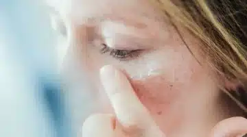 علاج جفاف الوجه بطرق طبيعية مجانية عملي للبشرة الناعمة