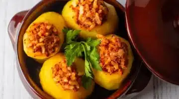 وصفات رمضانية سهلة وسريعة التحضير البطاطس المحشية باللحم تخطف الأنظار 1