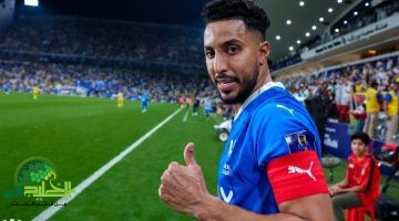 تعليق الجهاز الغامض عن مستقبل الدوسري يلهب الساحة الرياضية. هل يغادر نجم الهلال؟