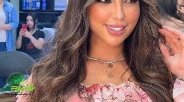 دنيا بطمة تعود بقوة. إلى الساحة الفنية العربية1