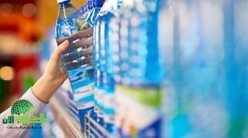 هيئة الغذاء والدواء تغلق مصنع مياه شهيرًا في السعودية. تفاصيل التحذير العاجل