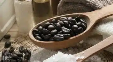 ودعي الاسمرار للأبد . ماسك القهوة والملح يمنحك بشرة مشرقة من أول استخدام