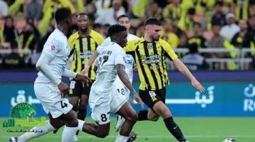 اشتباك مثير بين ديابي والشويرخ في قمة الاتحاد والشباب. والاتحاد يواصل صدارته بثلاثية نارية