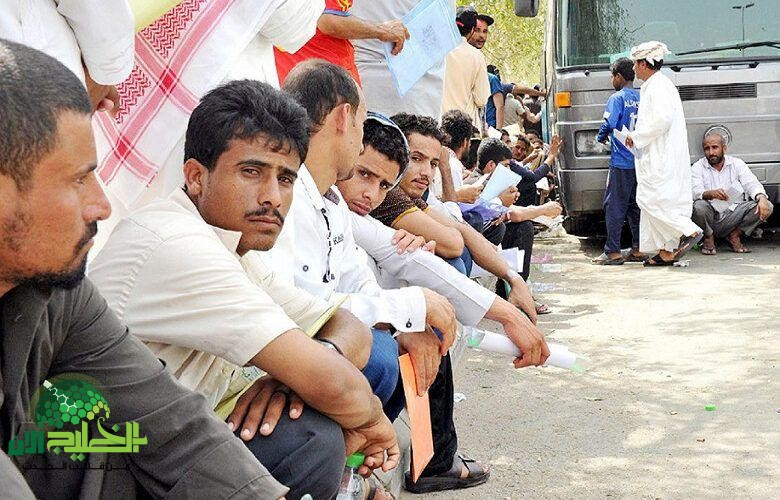 السعودية تعلن تسهيلات غير مسبوقة لليمنيين.. إعفاء من رسوم الإقامة والعمل في جميع المهن دون كفيل