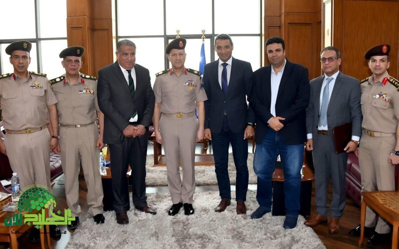 بروتوكول تعاون جديد بين القوات المسلحة ومحافظة السويس لتحديث منظومة الاتصالات والطوارئ1