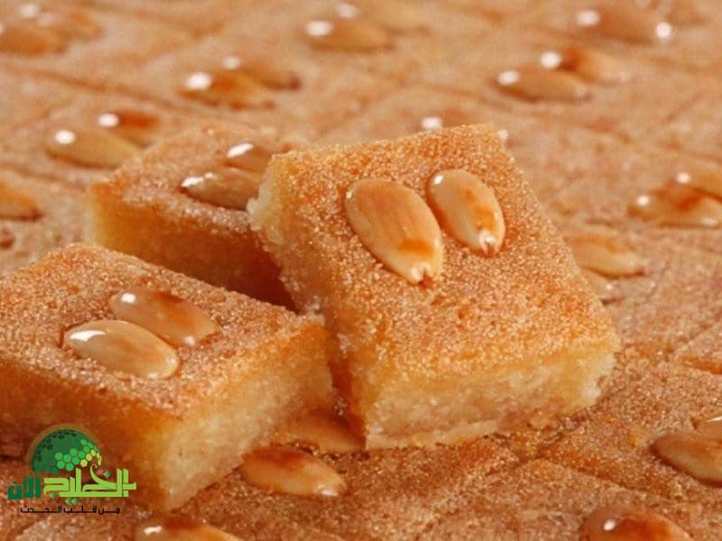 بسبوسة ذهبية بالسميد.. وصفة شرقية أصيلة بقوام طري ولون ذهبي لا يُقاوم