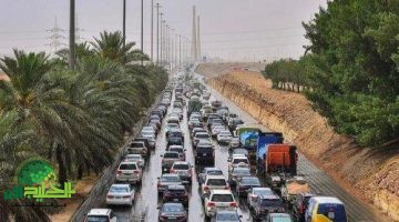 تحذير لسكان جدة. شارع مظلم في حي النور يهدد الأرواح. مطالبات عاجلة بالتدخل