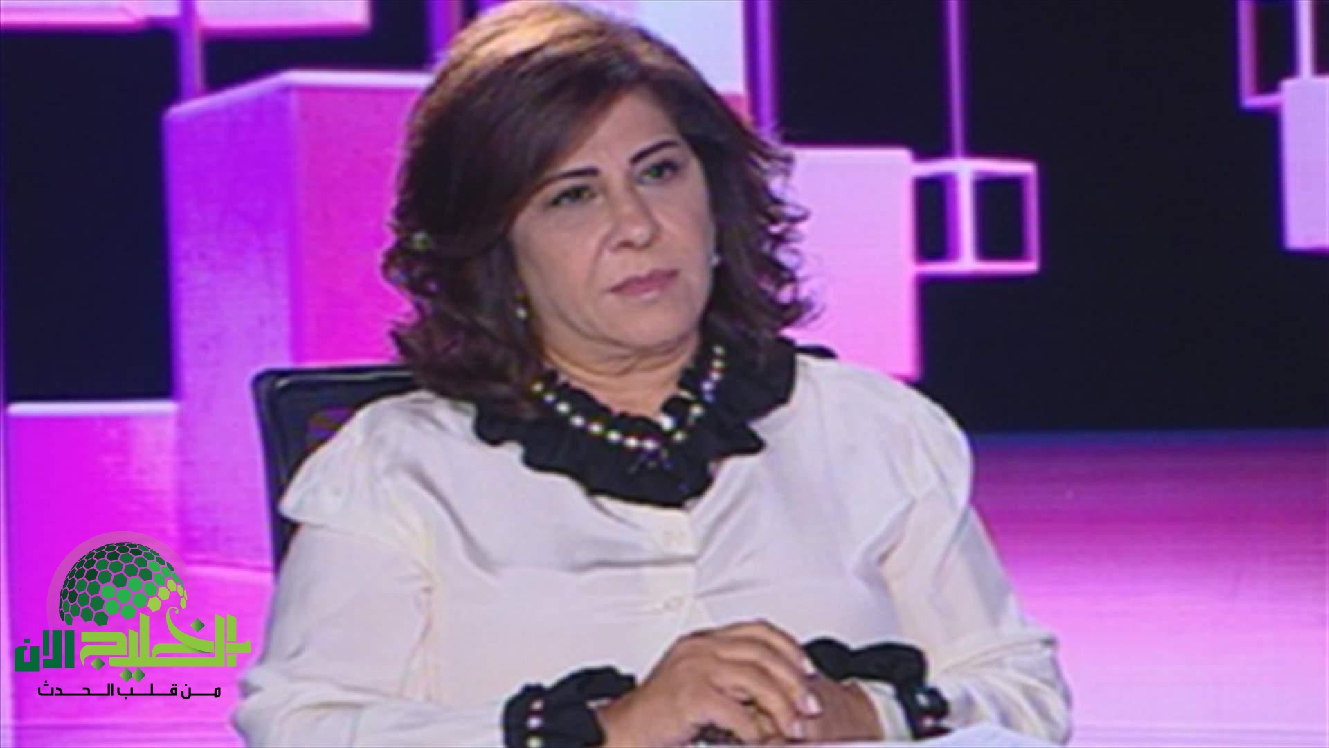 توقعات ليلى عبد اللطيف 2025.. كلمة التغيير التي هزت العالم العربي