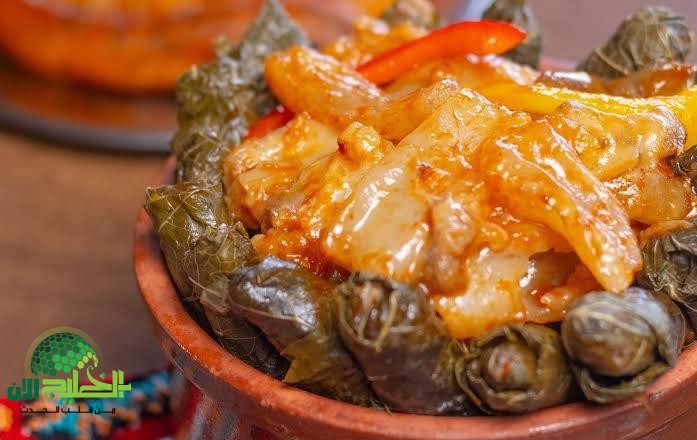 حضري محشي ورق عنب بالكوارع بخطوات ولا أسهل.. وصفة أصيلة بطعم لا يُنسى!
