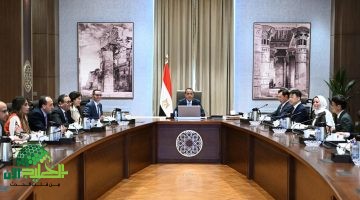 رئيس الوزراء يستقبل وفد سامسونج لتعزيز الصناعات التكنولوجية في مصر