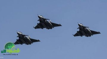 سقوط طائرة تدريب عسكرية خلال مهمة جوية في مصر. تفاصيل الحادث وتعليق القوات المسلحة