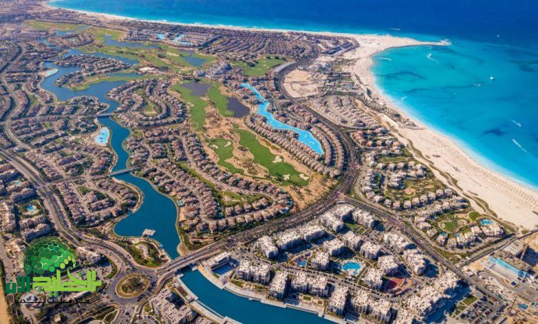 متابعة حكومية متواصلة لمشروع تطوير رأس الحكمة .. تحوّل استراتيجي في الساحل الشمالي الغربي(1)
