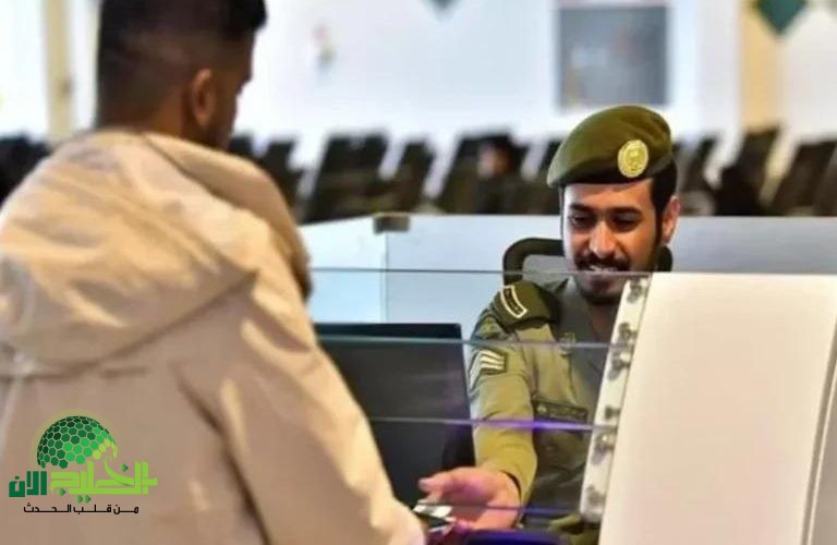 السعودية تطلق رسمياً تأشيرة عمل جديدة بدون كفيل لجميع التخصصات
