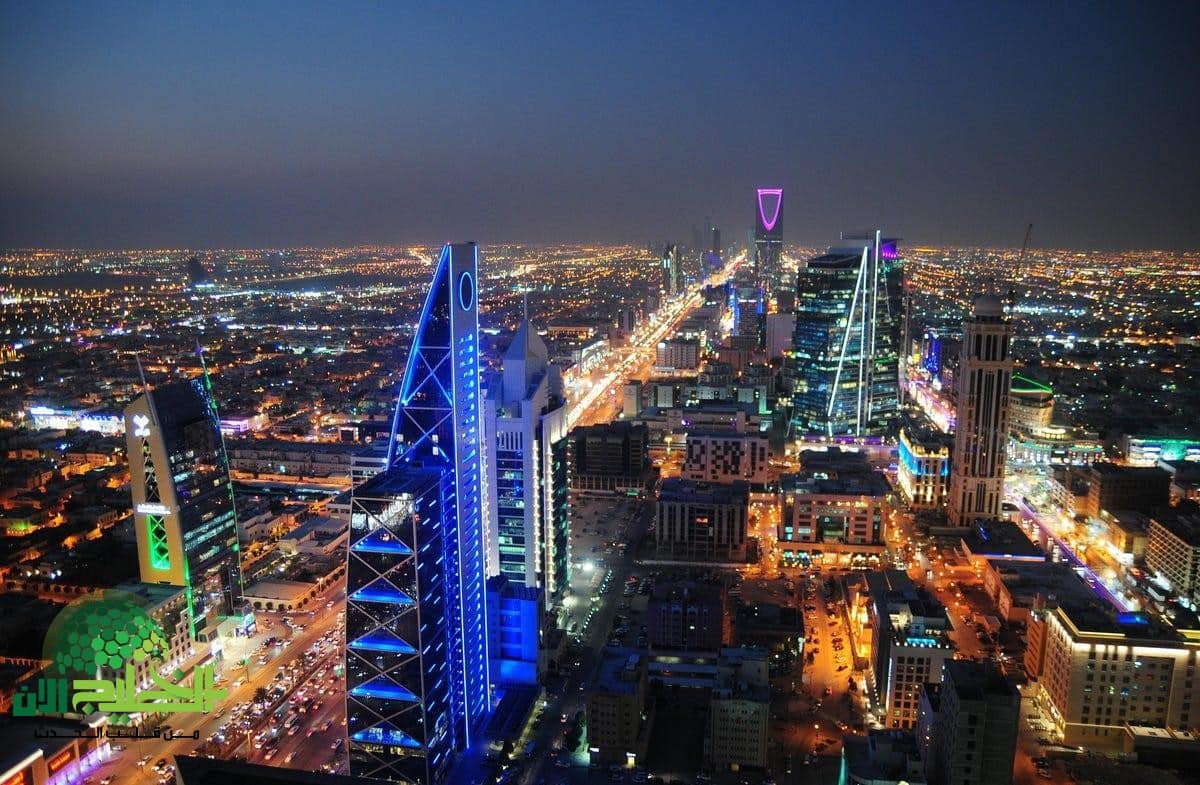 السعودية تفتح أبوابها للسياح.. تأشيرة سياحية مجانية لـ60 دولة عند الوصول