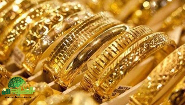 سعر الذهب في السعودية يسجل قفزة تاريخية. هل الوقت مناسب للبيع أم الشراء؟