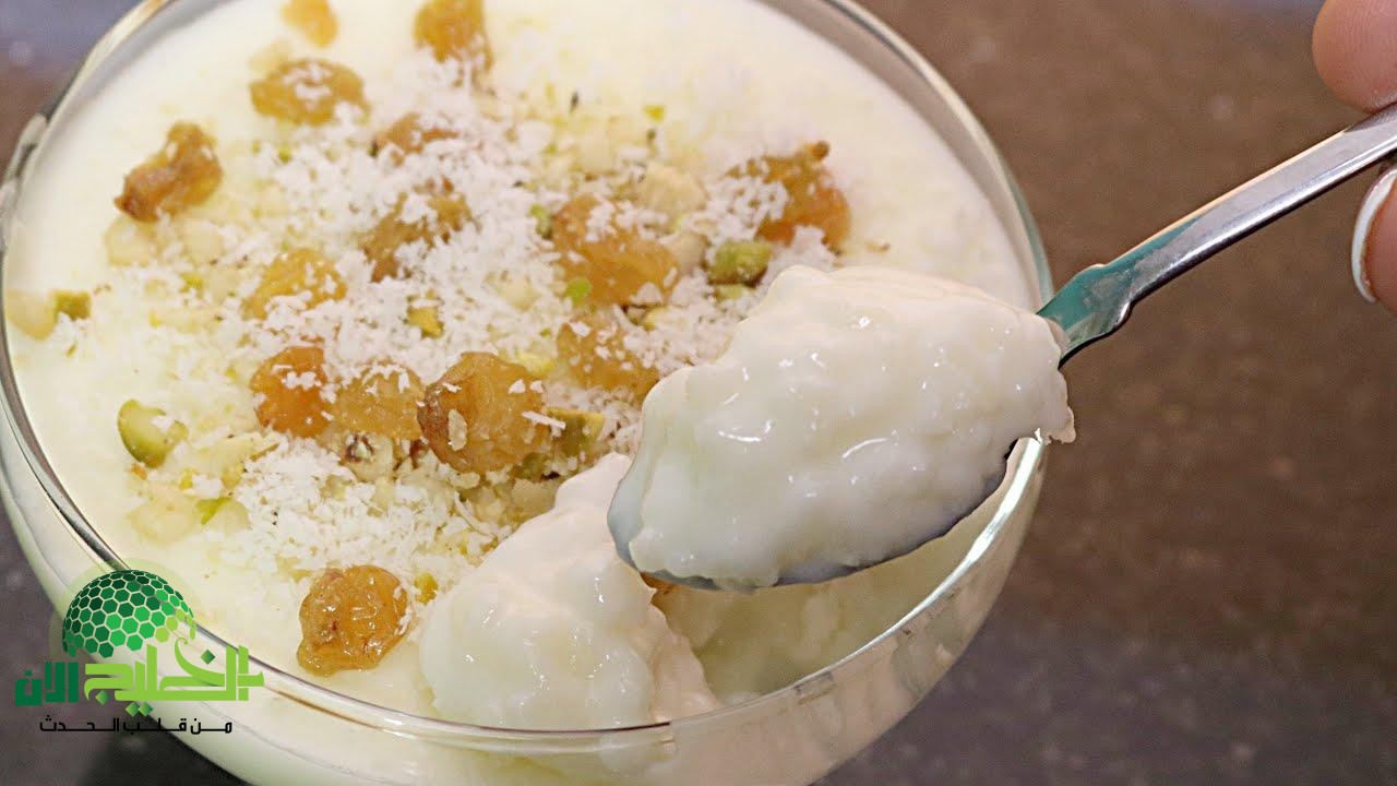 طريقة عمل الأرز باللبن مثل المحلات.. طعم كريمي ووش مقرمش لا يُقاوم