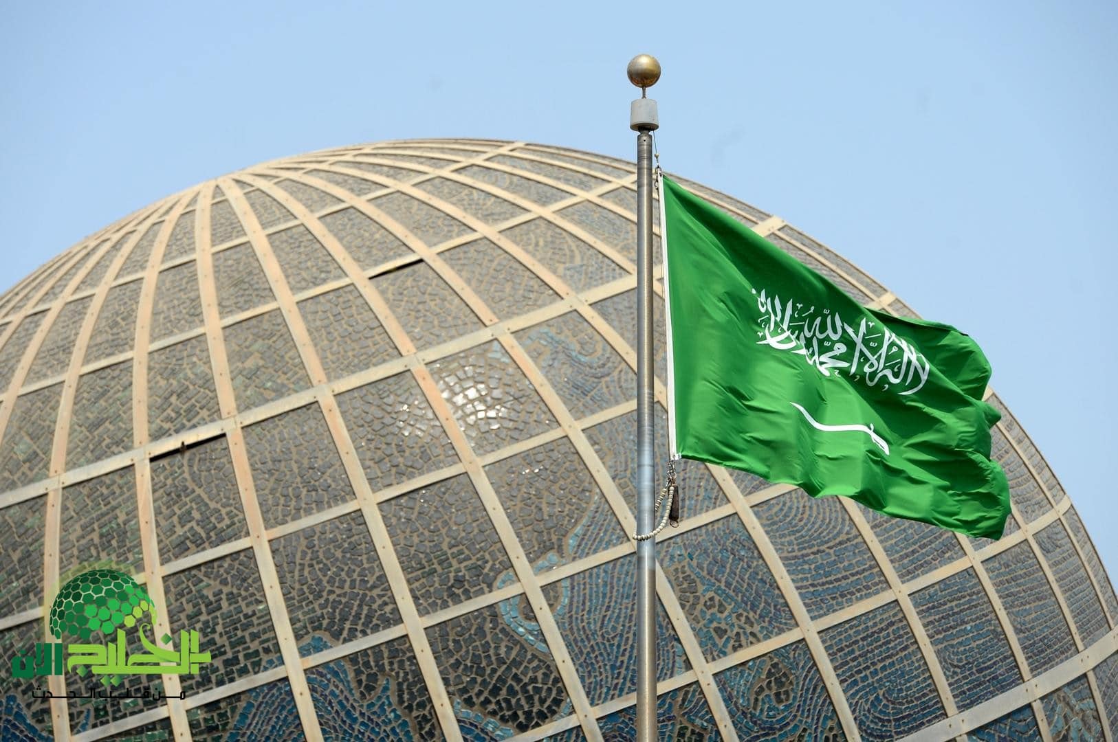 فرصة غير مسبوقة.. السعودية تكشف عن طريقة الحصول على تأشيرة العمل دون كفيل